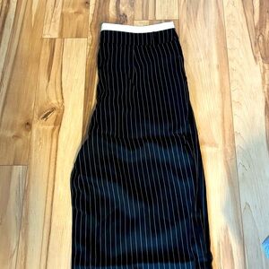 Women's lightweight Black/White pinstriped wide leg pants. New without tags